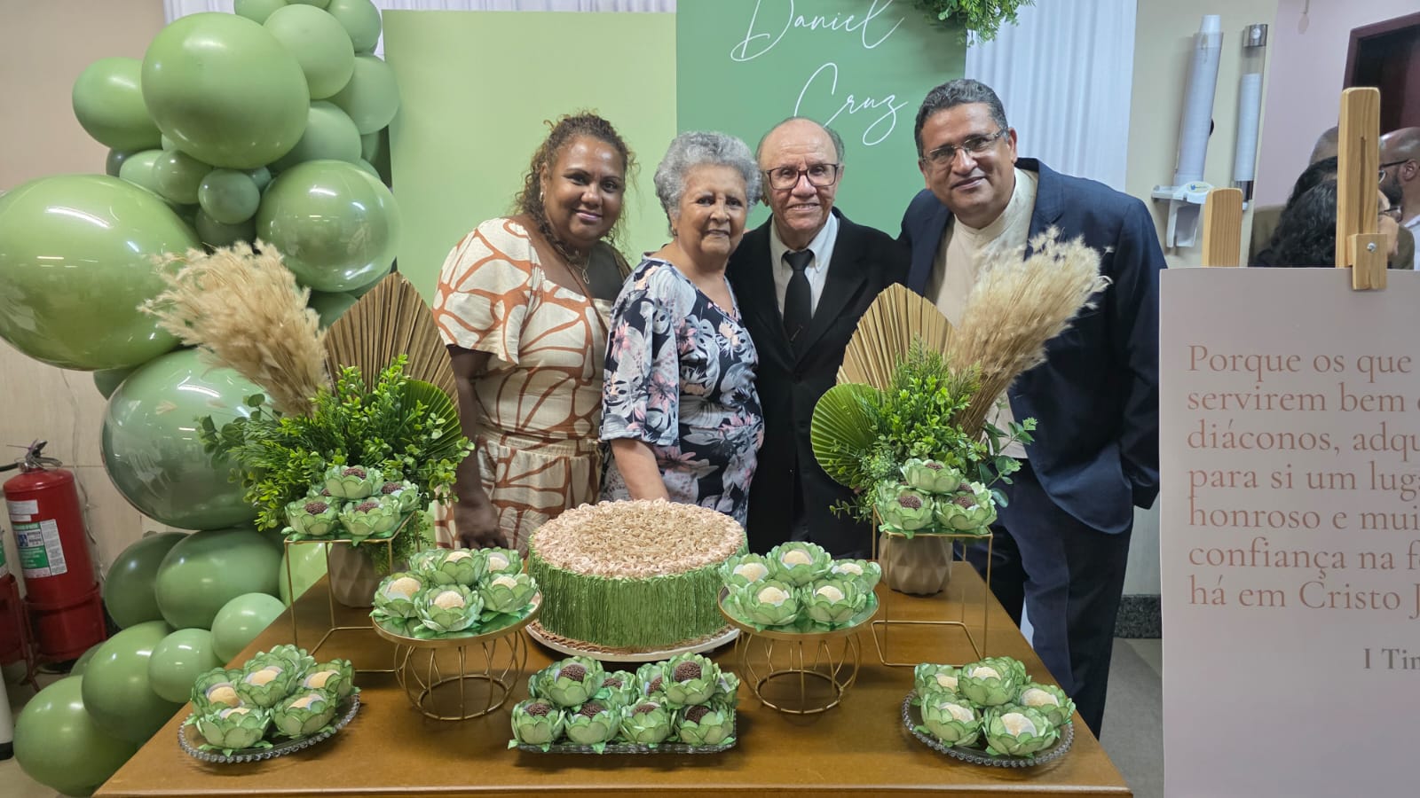 Jubilação do Diácono Daniel Cruz marca noite histórica na Primeira Igreja Batista Universitária do Brasil, no RJ.