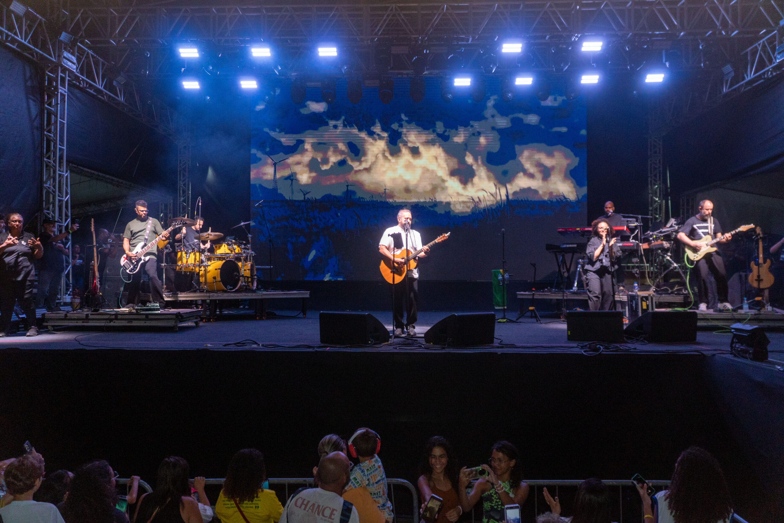 Uma Noite para a História: 10 Mil Pessoas Celebram 135 Anos de Trabalho Batista no Campo Fluminense