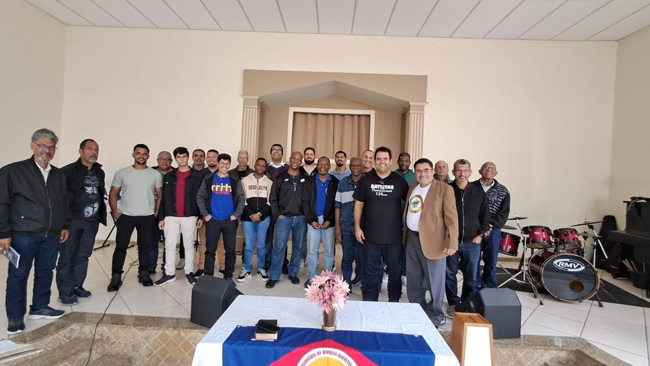 Treinamento de Liderança da UMHB reúne homens batistas no Sul Fluminense