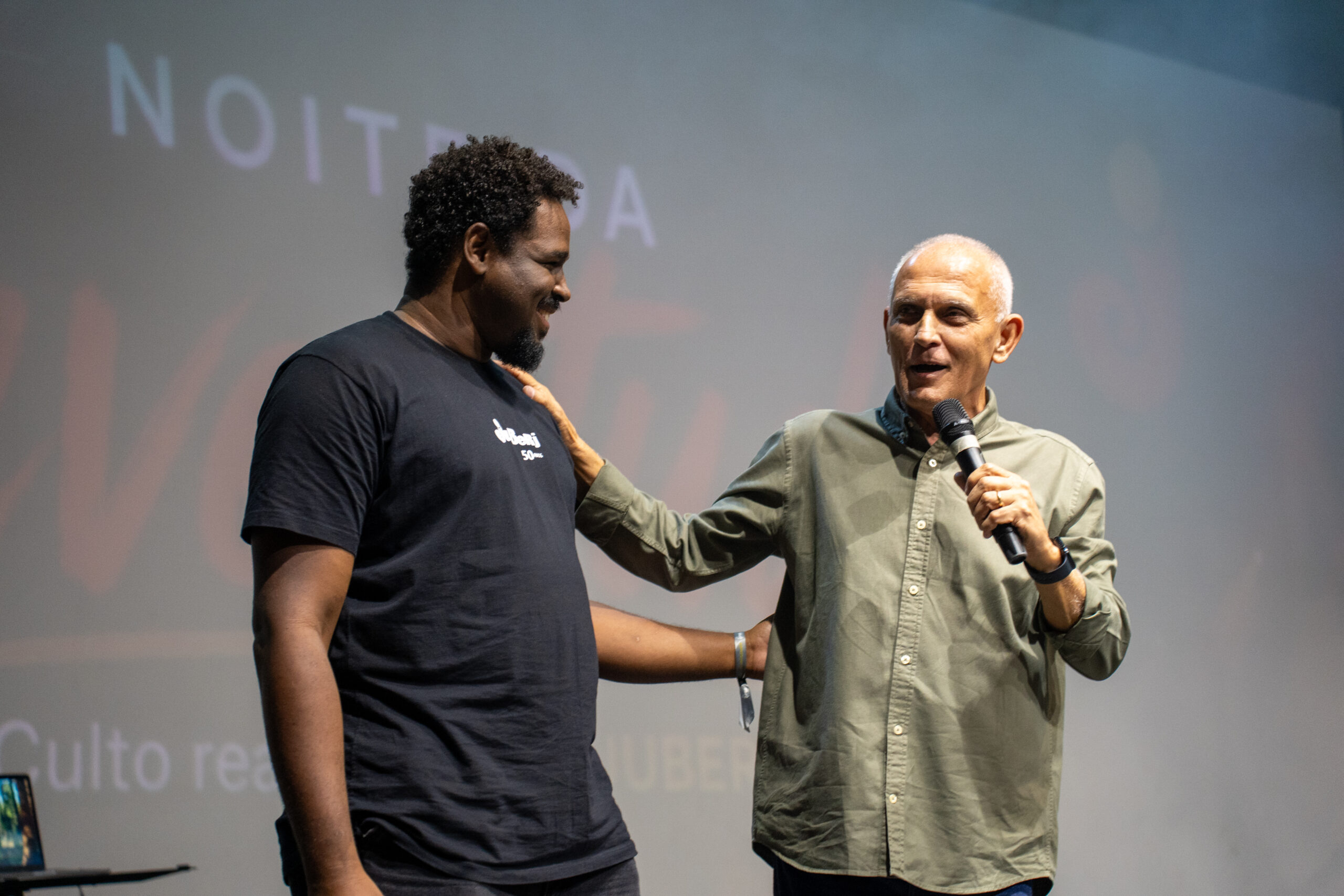 Uma Noite Histórica: Noite da Juventude reúne mais de 1000 pessoas na Igreja Batista em Parque Rio Branco